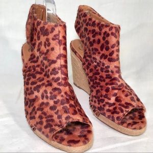 Kelsie Dagger peep toe brown animal print wedges…